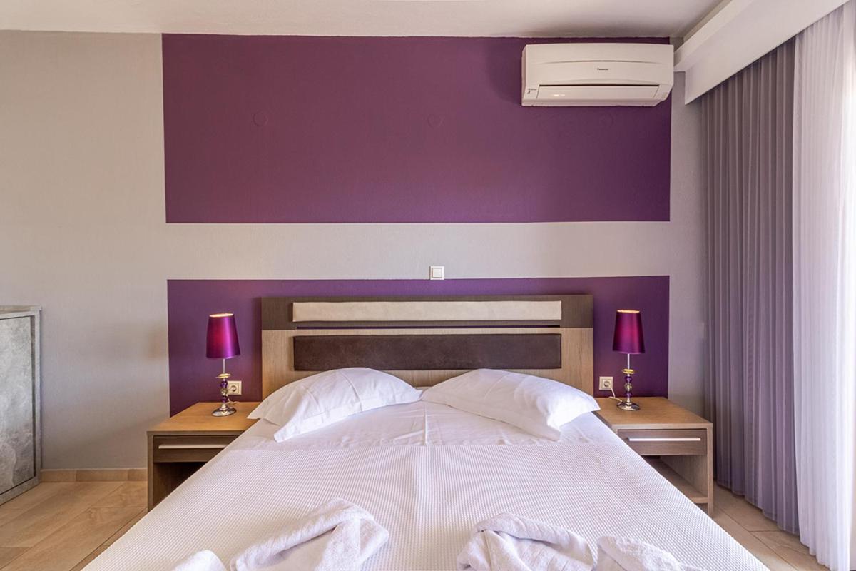 Dafni'S Seaside Luxury Studios Nikiti  Ngoại thất bức ảnh